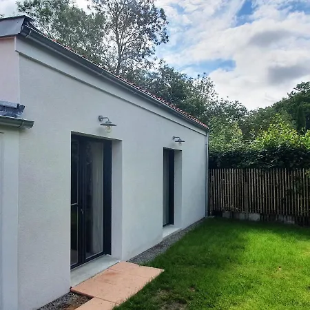 Maison Plain-pied Avec Jardin *