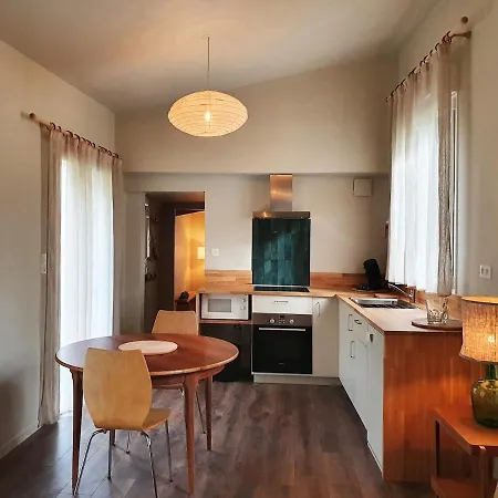 Maison Plain-pied Avec Jardin *