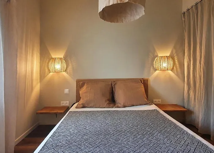 Apartment Maison Plain-pied Avec Jardin Bouguenais